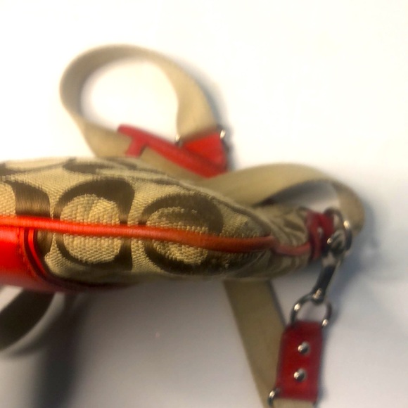 Coach Legacy Signature Swingpack messenger bag adjustable strap brown & Red - Picture 10 of 15